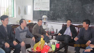 创先争优我践行,在义教中奉献爱心——外语系实践服务队之星星小学义教活动